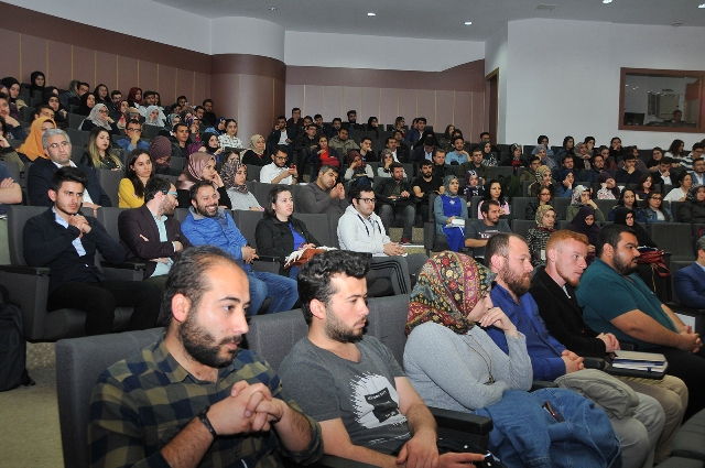 selcuk’ta-“nizâmulmulk-ve-nizâmiye-medreseleri”-paneli--(4).jpg