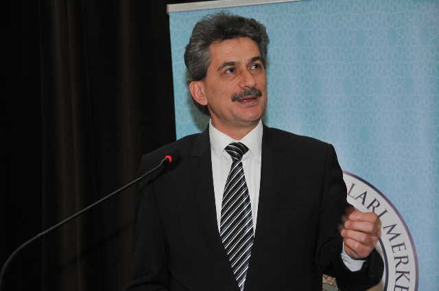 selcuk’ta-“nizâmulmulk-ve-nizâmiye-medreseleri”-paneli--(5).jpg