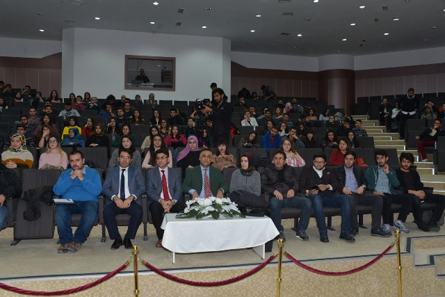 selcuk’ta-“rehberin-gunlugu”-adli-panel-gerceklestirildi-(3).jpg