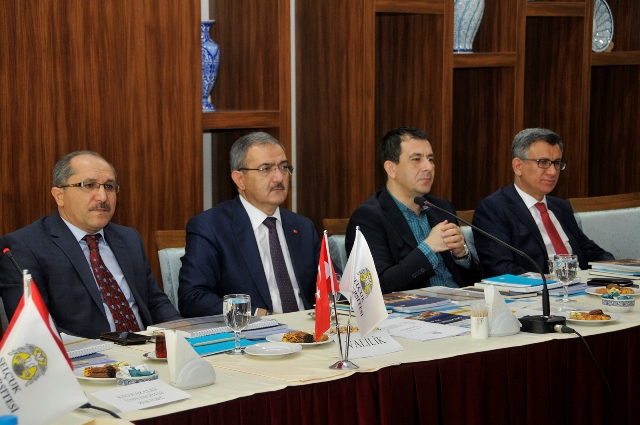 selcuk’ta-2017-2018-vizyon-belirleme-paydas-toplantisi-(10).jpg