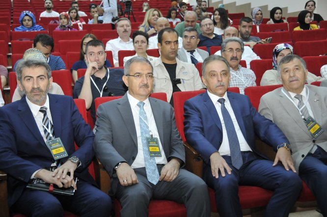 selcuk’ta-icmme-konferansi-(9).jpg