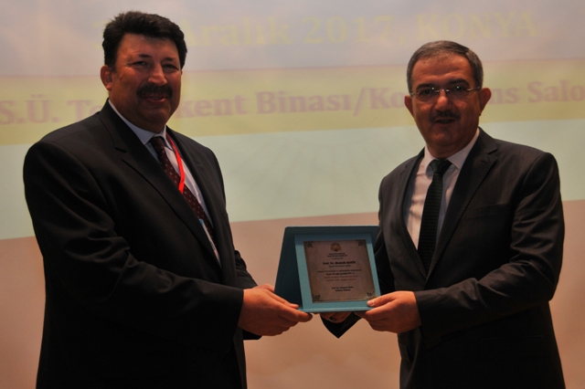 selcuk’ta-ilac-ve-asi-calistayi-gerceklestirildi-(2).jpg
