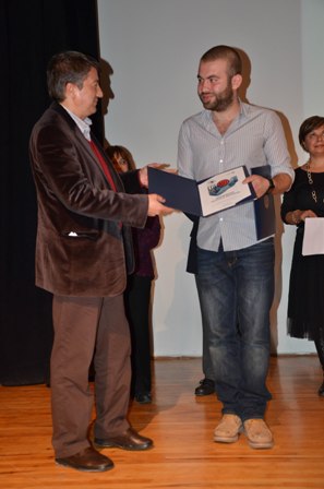 selcuk-iletisime-2-odul--2.jpg selcuk-iletisime-2-odul--2.jpg