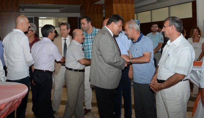 selcuk-universitesi’nde-bayramlasma--(5).jpg