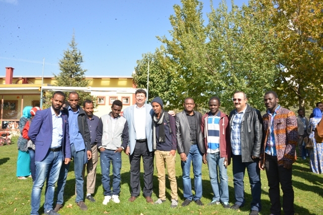 selcuk-universitesi-afrikali-ogrencilerle-bulustu-(2).jpg