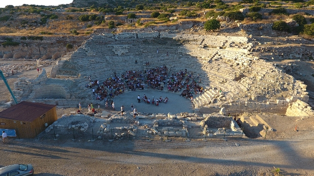 selcuk-universitesi-knidos’ta-(14).jpg
