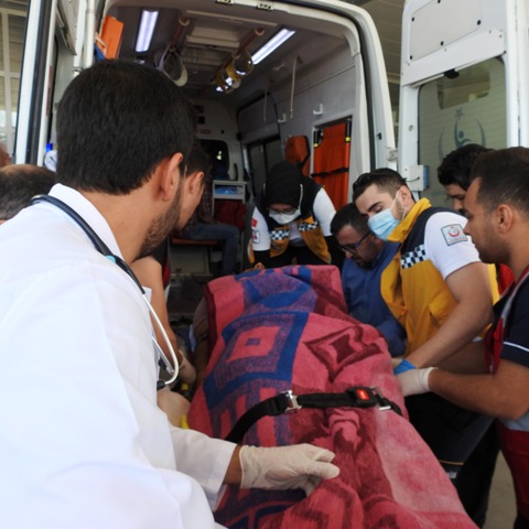 selcuk-universitesi-tip-fakultesi-hastanesi’nde-afet-egitimi--(8).jpg