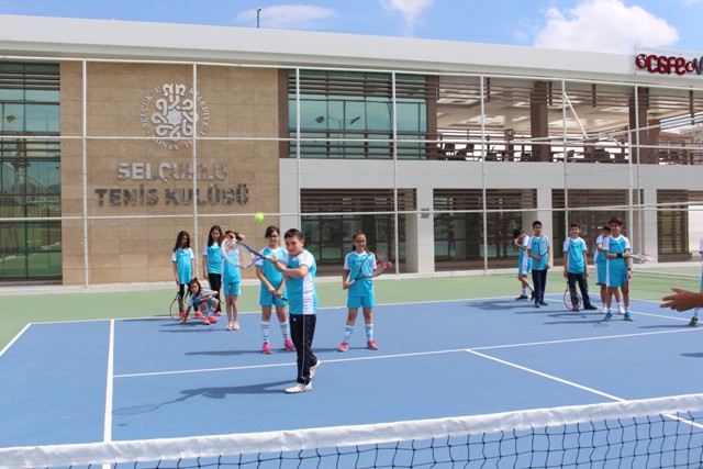 selcuklu-tenis-kortu--(46).jpg