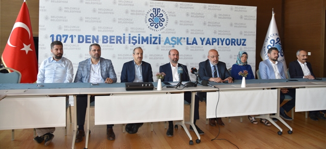 selcuklu_torunlari_osmanlinin_izinde-(1).jpg