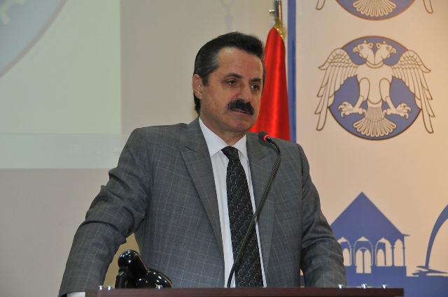 selcukta-tarim-ve-ekonomi-konferansi--(13).jpg