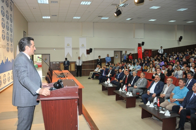 selcukta-tarim-ve-ekonomi-konferansi--(9).jpg