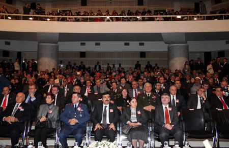 seref-defterini-sehit-kizi-imzaladi-(17).jpg