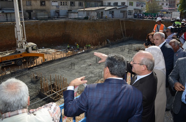 seydisehir-eski-garaj-ticaret-ve-konut-merkezi’nin-temeli-atildi-(7).jpg