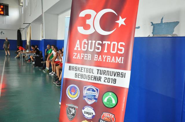 seydisehir-zafer-bayrami--(2).jpg