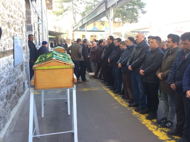 silahli-saldirida-hayatini-kaybedenler--(1).jpg