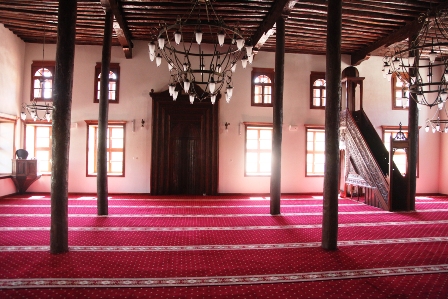 sille-ak-cami-ibadete-acildi-(1).jpg