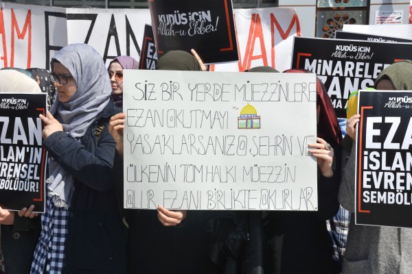 su’de-amerika-ve-israil-protesto-edildi-(3).jpg