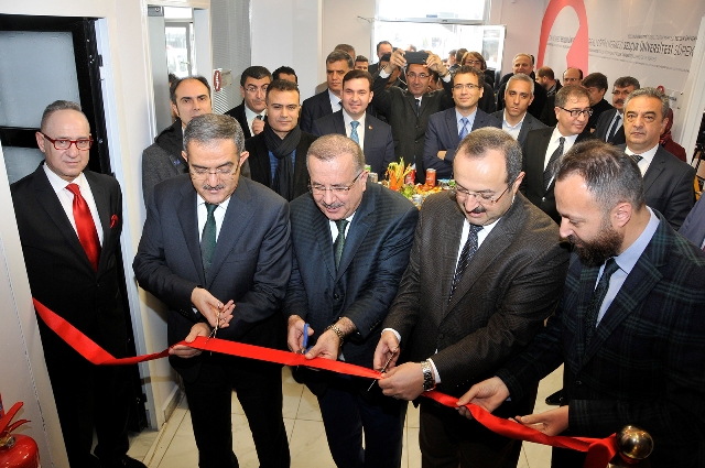 surekli-egitim-merkezi-yenilenen-hizmet-binasinda-(9).jpg