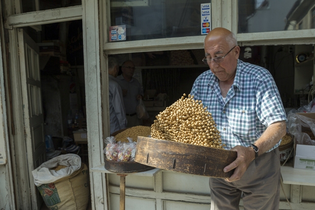 tarihi-arasta-carsisi-zamana-direniyor-(3).jpg
