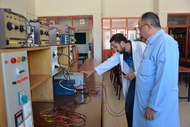 teknik-bilimler,-gelecegin-sektor-profesyonellerini-yetistiriyor-(9).jpg