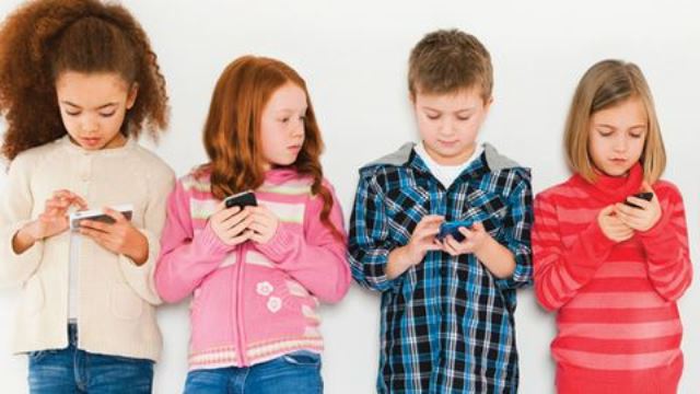 telefon-cocuklar.jpg