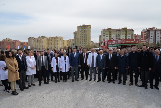 tip-bayrami’nda-fidanlar-(4).jpg