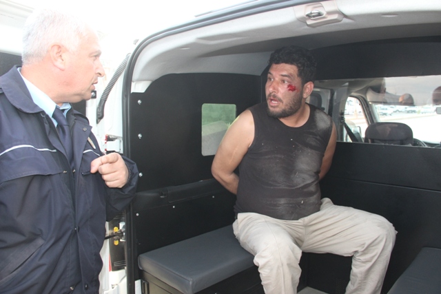 tir’i-polisin-uzerine-surdu-gozaltina--(2).jpg