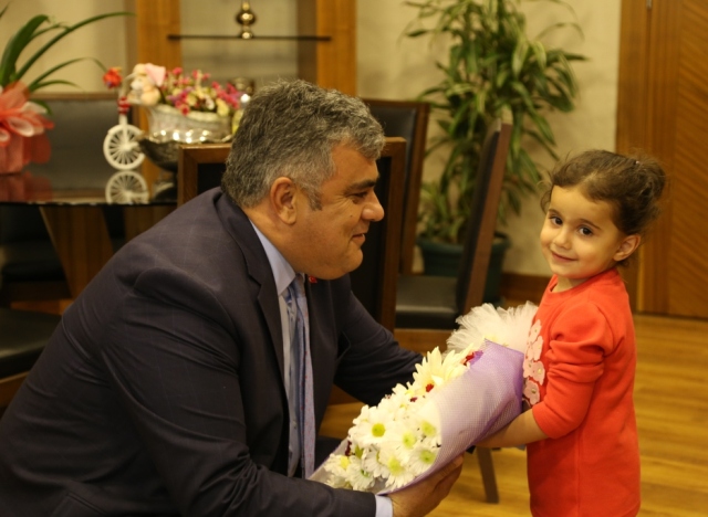 turbe-mahallesi’nden-ozguven’e-tesekkur-(2).jpg