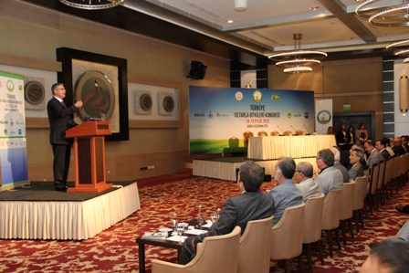 turkiye-10.-tarla-bitkileri-kongresi-sona-erdi-(1).jpg