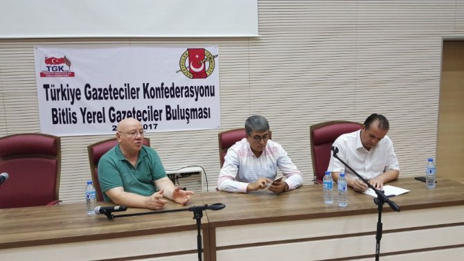 turkiye-gazeteciler-konfederasyonu-tgk-genel-baskani-nuri-kolayli.jpg