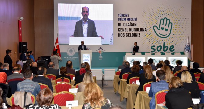turkiye-otizm-meclisi-selcukluda-toplandi-(5).jpg