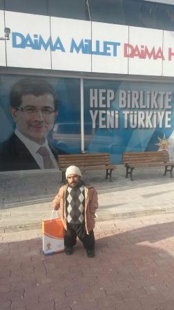 turkiyenin-en-kisa-boylu-milletvekili-aday-adayi-konyadan-halit-zan.jpg