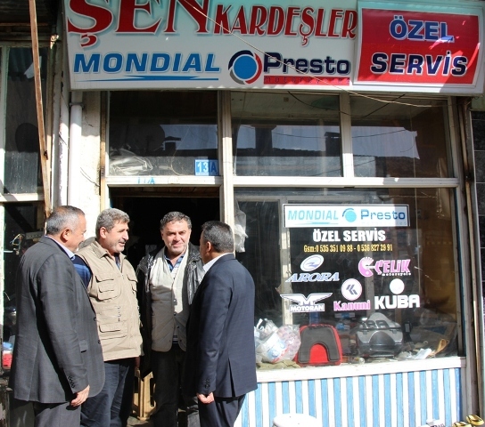 tutal,-merkez-mahalle-muhtarlarini-ofislerinde-ziyaret-etti-(3).jpg