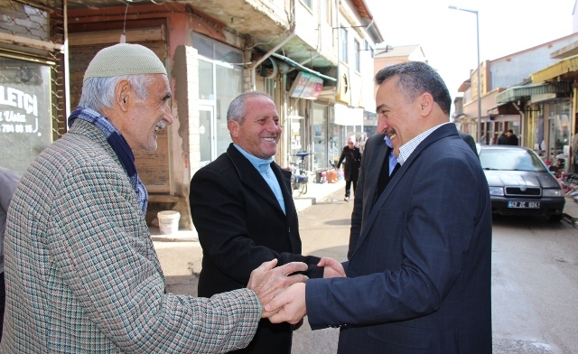 tutal,-merkez-mahalle-muhtarlarini-ofislerinde-ziyaret-etti-(4).jpg