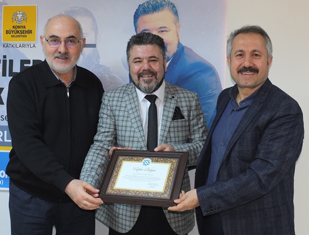tyb-konya-subesi’nde-tarihi-dizilerde-gerceklik-algisi-konusuldu--(1).jpg