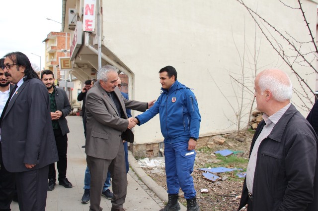 uyar,-secim-calismalarinda--(3).jpeg
