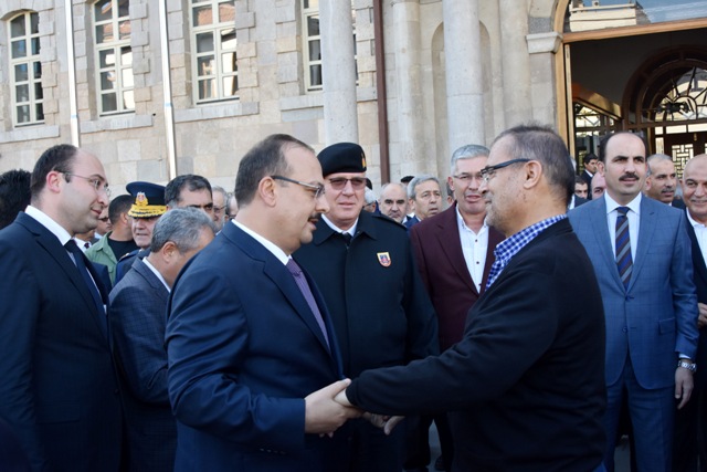 vali-canbolat,-konyadan-gozyaslariyla--(15).jpg