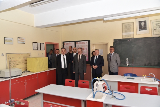 vali-meram-fen-lisesi’ni--(10).jpg