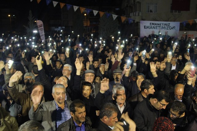 vatandaslar-baskan-kale’ye-destek-icin--(9).jpg