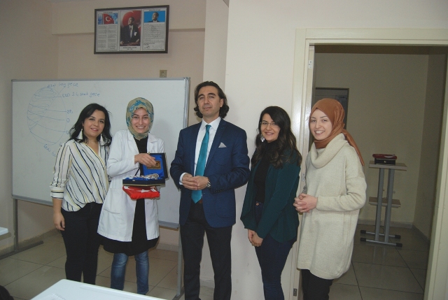 yalcin-gelecek-nesillerimiz-adina-umut-bagladigimiz-gercek-guc-ogretmenlerimizdir-(5).jpg