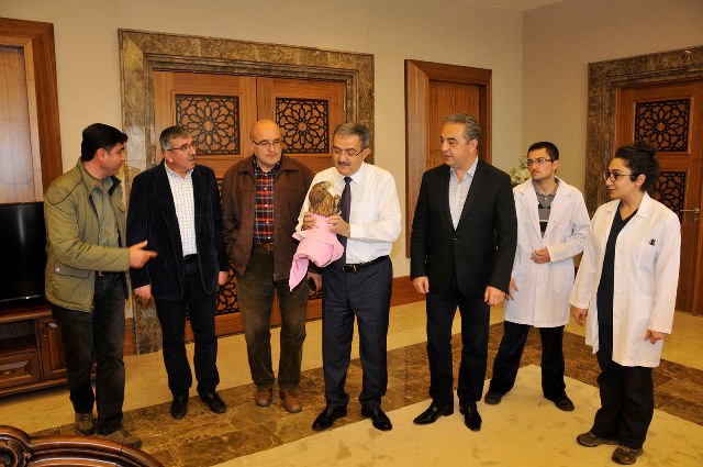 yarali-kizil-sahin-tedavi-altinda-(2).jpg