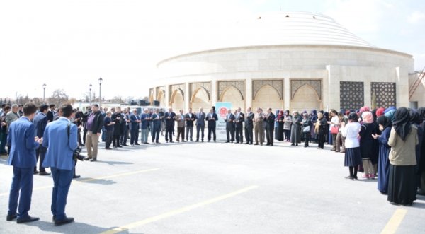 yardim-tirlari-yola-cikti-(14).jpg