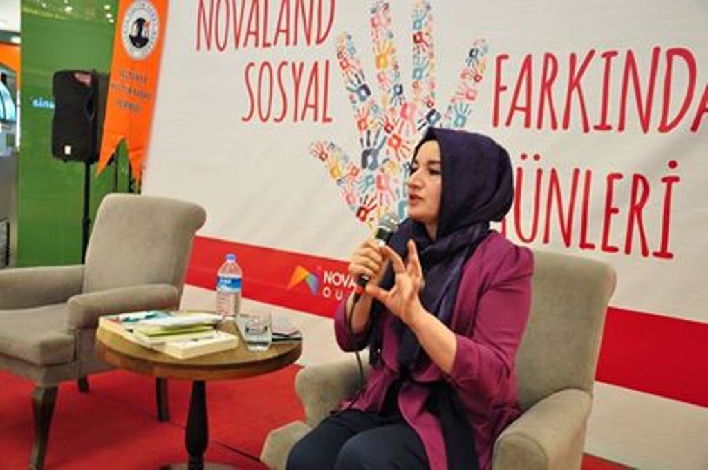 yazar-fatma-seref-sosyal--(1).jpg