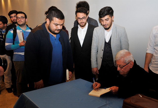 yazar-ozdenoren,-selcuk’ta--(5).jpg