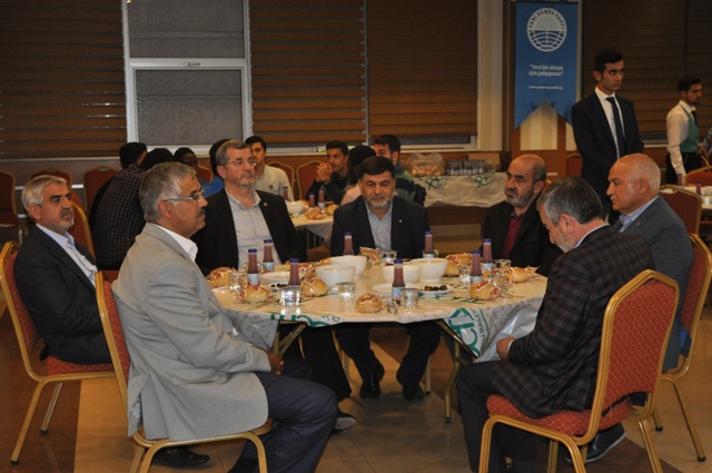 ydunya-vakfi--(9)-001.jpg
