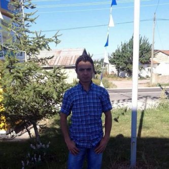 yeni-evli-cifti-kaza-ayirdi-(2).jpg