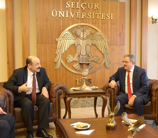 yok-baskani-sarac’tan,-selcuk-universitesi’ne-ziyaret-(3).jpg