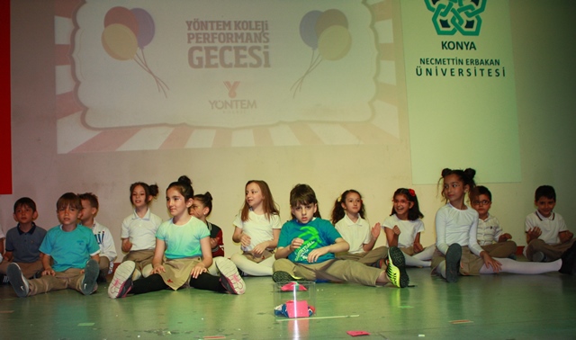 yonetim’in-performans-gecesi-begenildi--haber-fotolari-(3).jpg