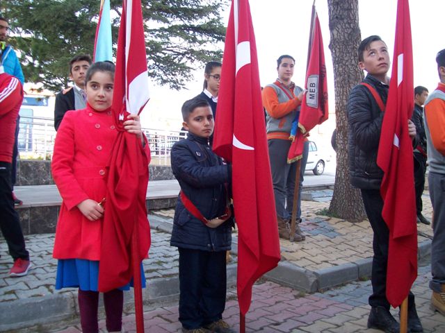 yunak’ta-sarikamis-sehitleri-anildi-(5).jpg