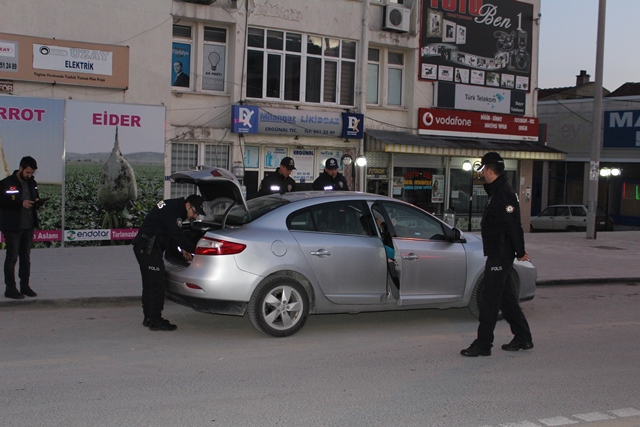 yunakta-polisin-huzur-uygulamasi-(1).jpg